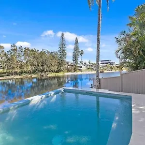 Amelia On Acanthus , Gold Coast Australia